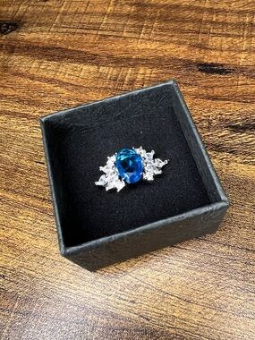 Adjustable Blue Costume Cocktail Ring with Clear Accent Stones